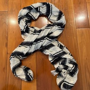 Banana republic striped scarf